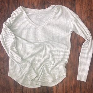 American Eagle Long Sleeve
